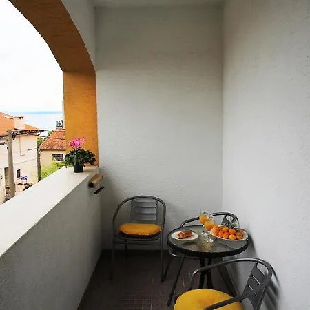 Apartment Beller